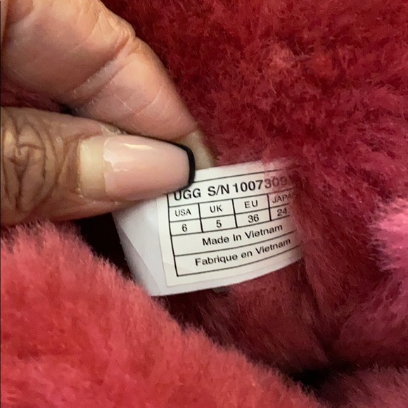 Authentic Ugg Boots - Picture 7 of 7